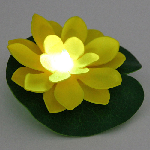 Растение водоплавающее Кувшинка d-10см с подсветкой от контакта с водой, желтый_6