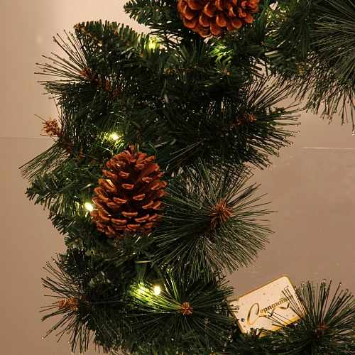 Венок хвойный Богатство шишек d-60 см леска, ПВХ, свечение - Теплый белый_3